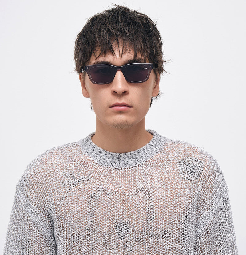 Savage - Transparent grey - James Ay - Model