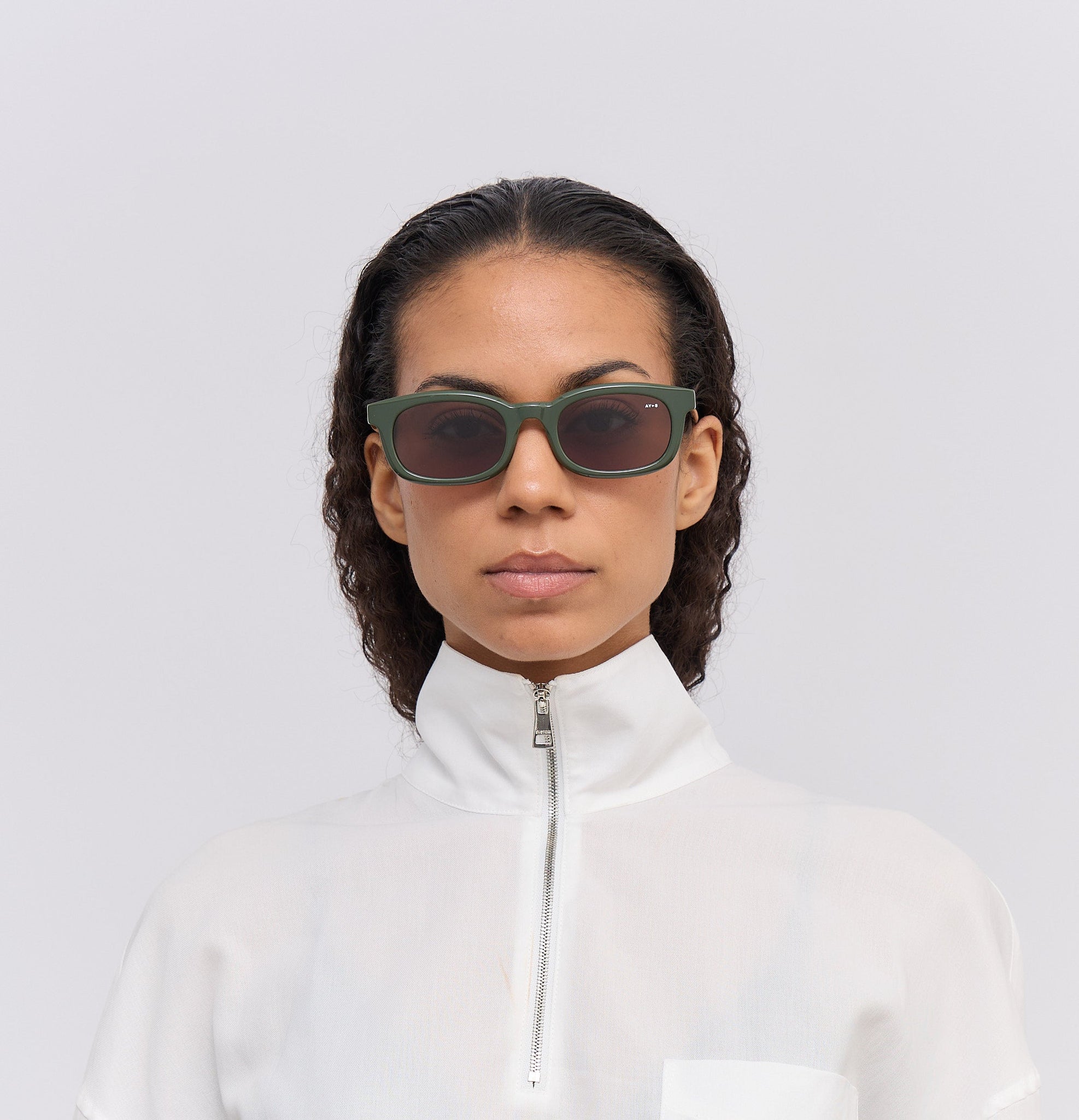 Vulture - Solid military green - James Ay - Model