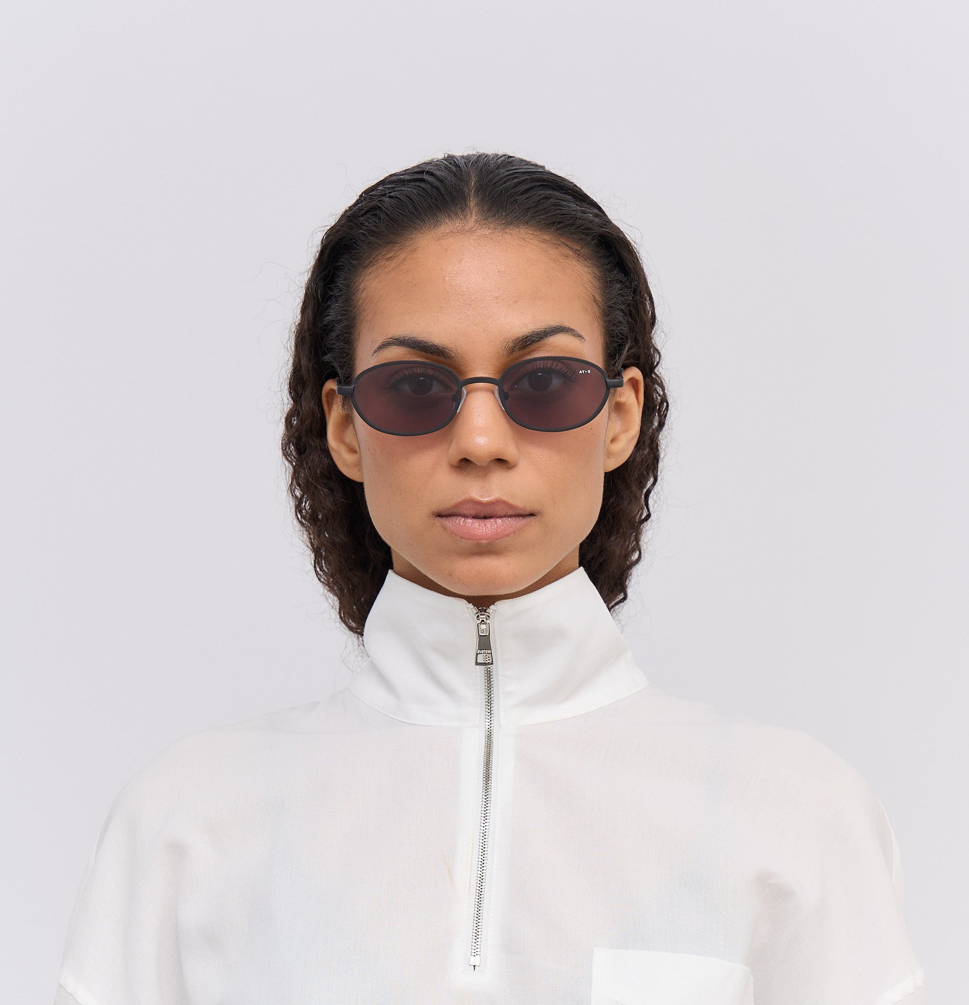 Devine - Matte black - James Ay