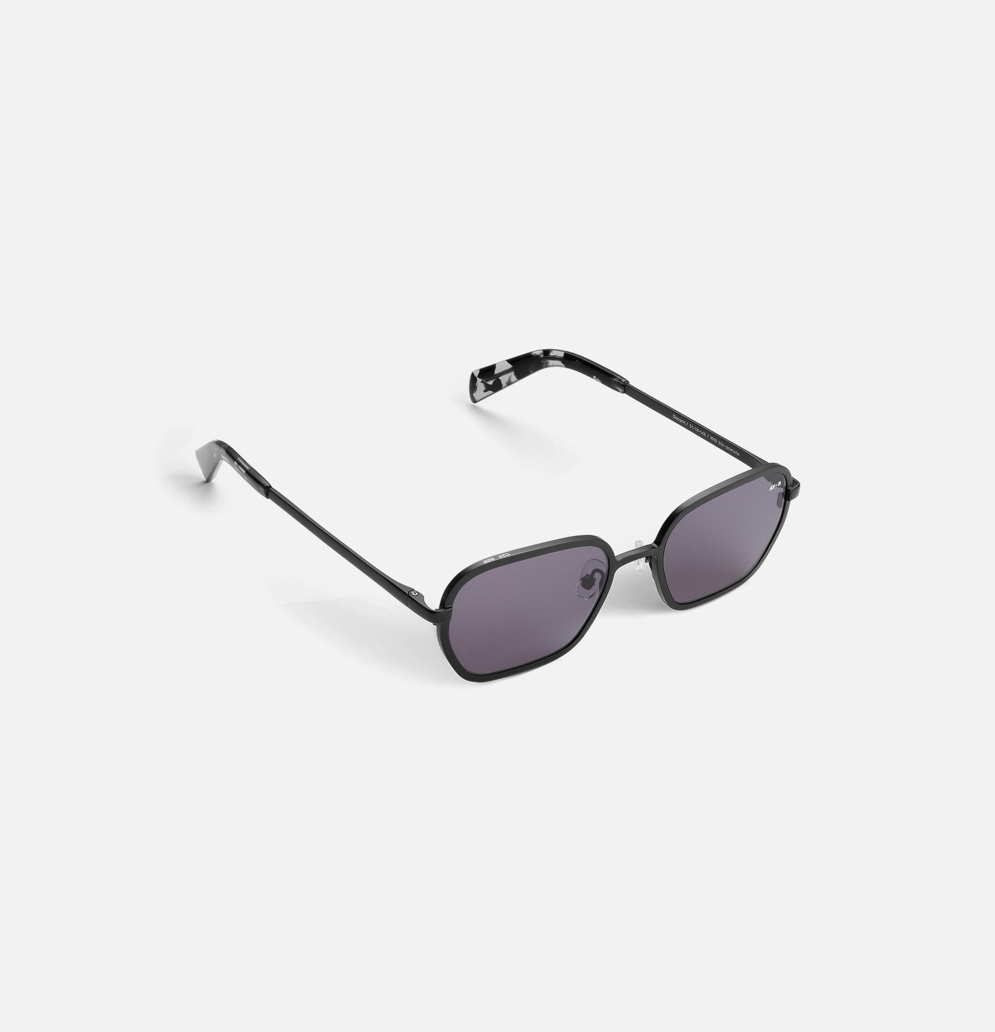 Decent - Matte black - James Ay